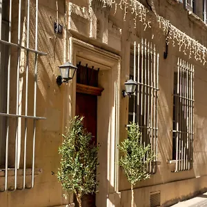 https://hotel-de-garlande.fr-provencehotel.com