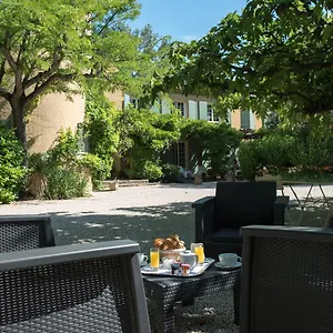 https://logis-hotel-castel-mouisson.fr-provencehotel.com