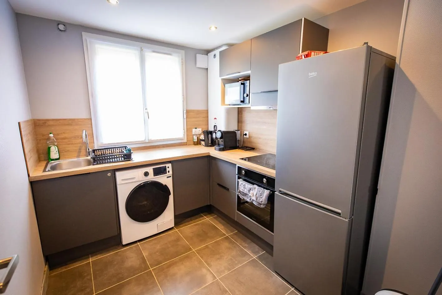 Residence Hermes Paris Orly Aeroport Villeneuve-le-Roi 0*,  France
